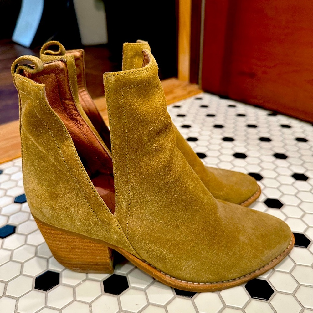 Jeffery Campbell Orwell Booties